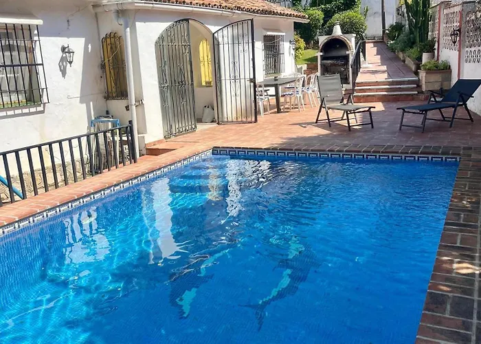 -pool - At 300 Villa Marbella