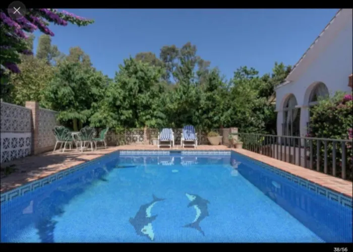 Villa -pool - At 300 Marbella